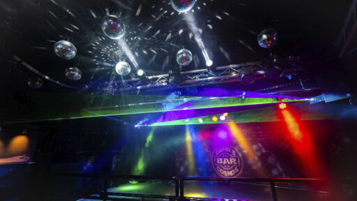 Club valot 1