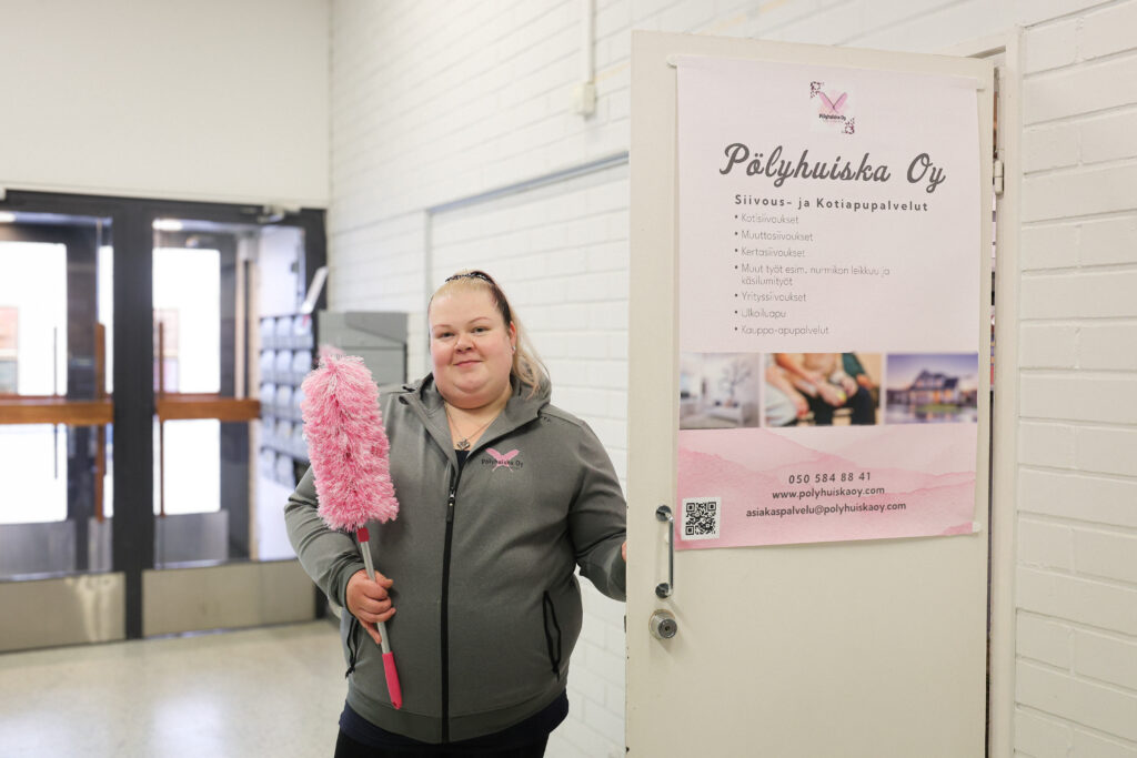 Pölyhuiska Oy